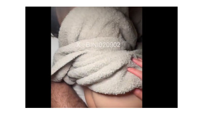 트위터야동-이불제끼고 삽입